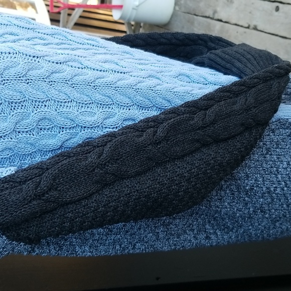 Cable Knit Pullover Sweater - Picture 9 of 16